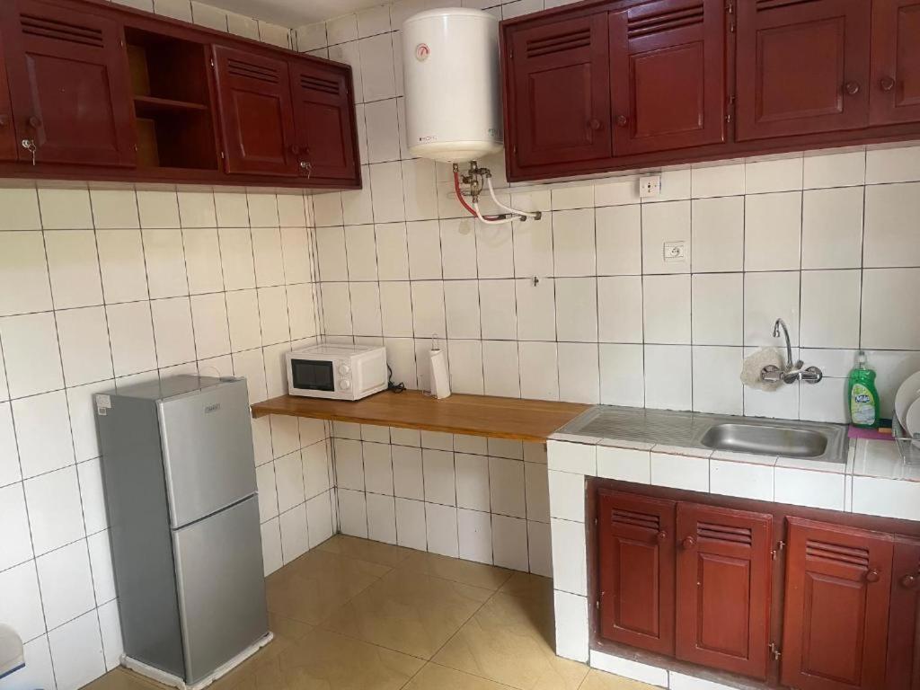 Appartements Neuf De Haut Standing Dm & Ng A Bafoussam Zewnętrze zdjęcie